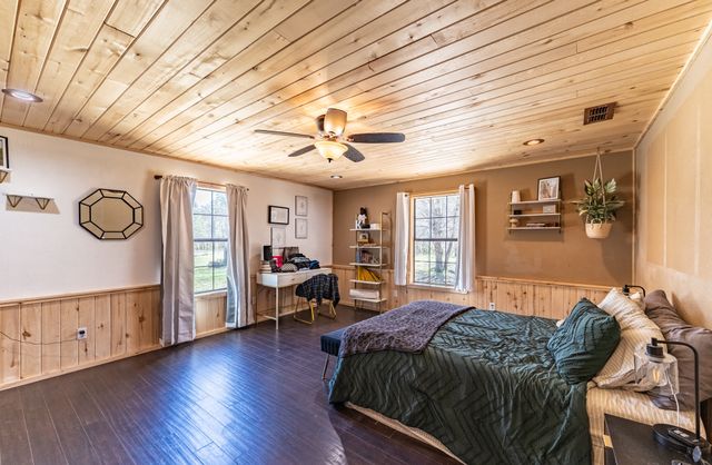 220 County Road 4577, Sulphur Springs, TX 75482