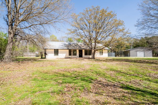 220 County Road 4577, Sulphur Springs, TX 75482