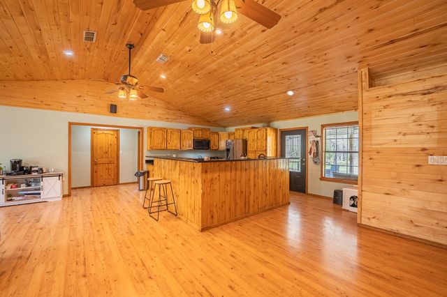 220 County Road 4577, Sulphur Springs, TX 75482