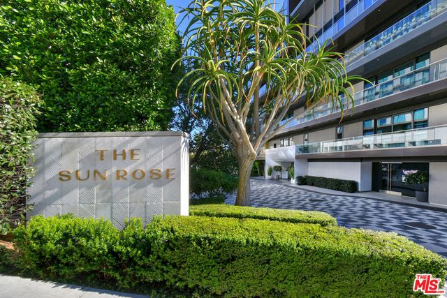 8420 Sunset Boulevard 403, West Hollywood, CA 90069