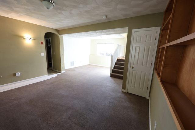 455 Lunns Way, Plymouth, MA 02360