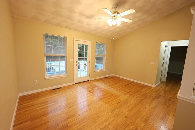 455 Lunns Way, Plymouth, MA 02360