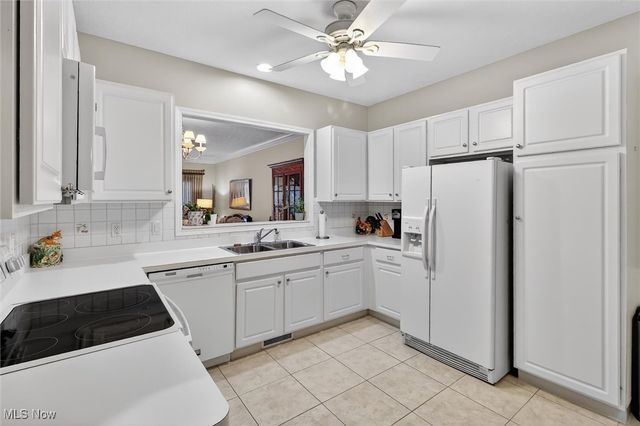 6873 Savannah Drive, North Ridgeville, OH 44039