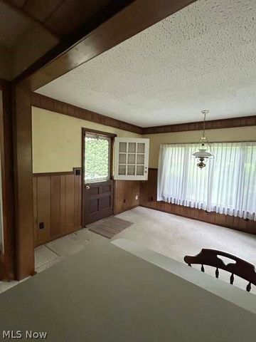 708 Fairwood Road, New Franklin, OH 44319