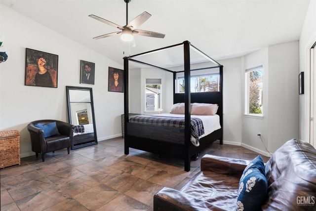 7004 Rhone Drive, Bakersfield, CA 93308