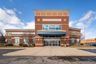1247 Rickert Drive E, Naperville, IL 60540