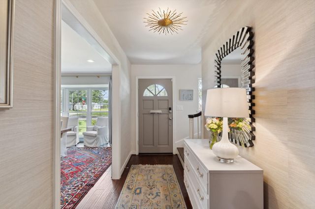 8019 Skyline Drive, Houston, TX 77063