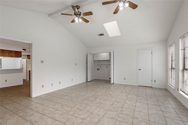 121 Elmwood Street, Huntsville, TX 77320