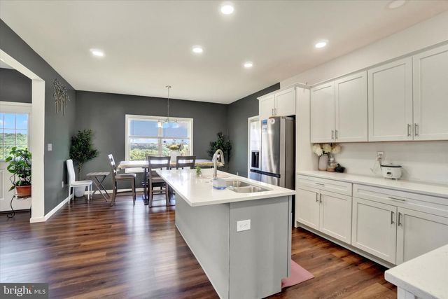 13 BENTLEY CT, York Haven, PA 17370