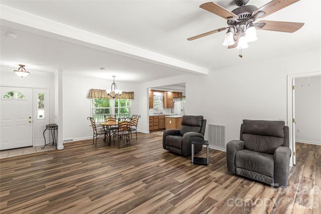 1738 Charlotte Highway, Lancaster, SC 29720