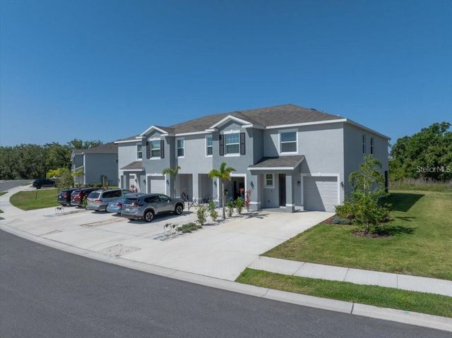 1926 PLEASANT MAPLE COURT, Bradenton, FL 34211