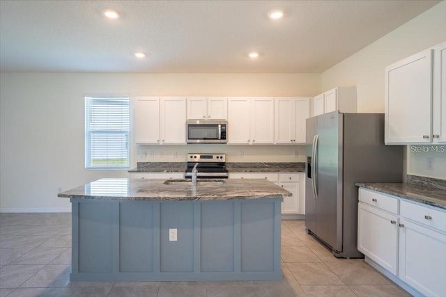 1926 PLEASANT MAPLE COURT, Bradenton, FL 34211