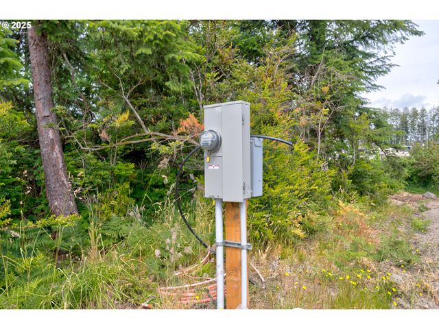 1202 234TH Pl, Ocean Park, WA 98640