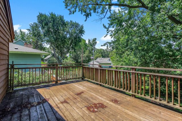 760 1st Avenue NW, New Brighton, MN 55112