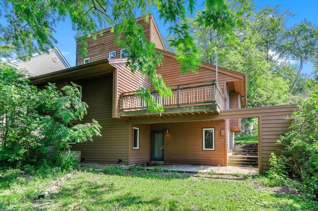 760 1st Avenue NW, New Brighton, MN 55112