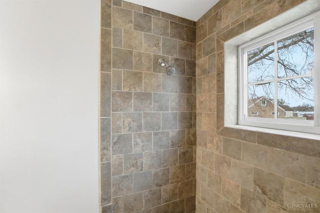 5188 Orangelawn Drive, Delhi Twp, OH 45238