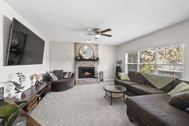 2086 Stargrass Avenue, Grove City, OH 43123