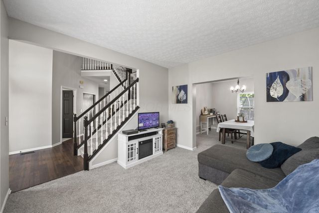 2086 Stargrass Avenue, Grove City, OH 43123