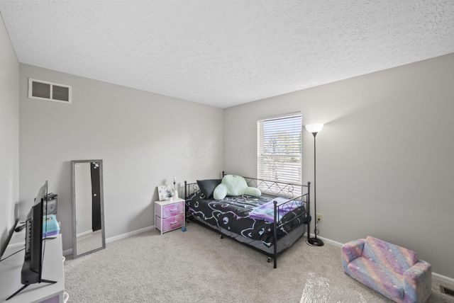 2086 Stargrass Avenue, Grove City, OH 43123