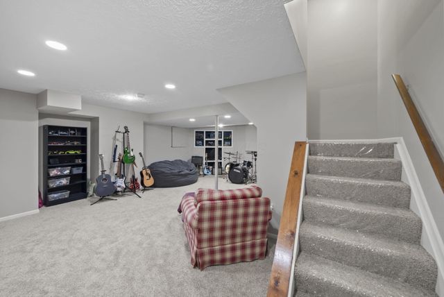 2086 Stargrass Avenue, Grove City, OH 43123
