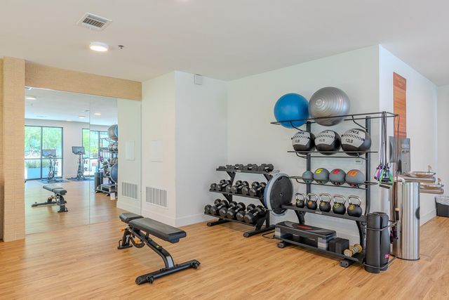 1701 Simond Ave 201, Austin, TX 78723