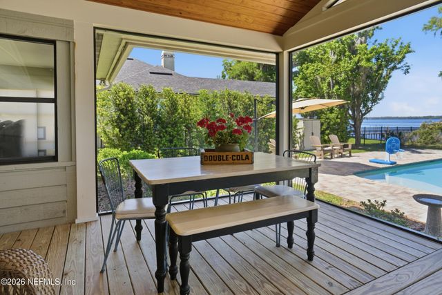 291 HICKORY ACRES Lane, St. Johns, FL 32259