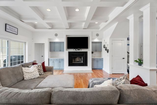 31 Cedar Street, North Reading, MA 01864