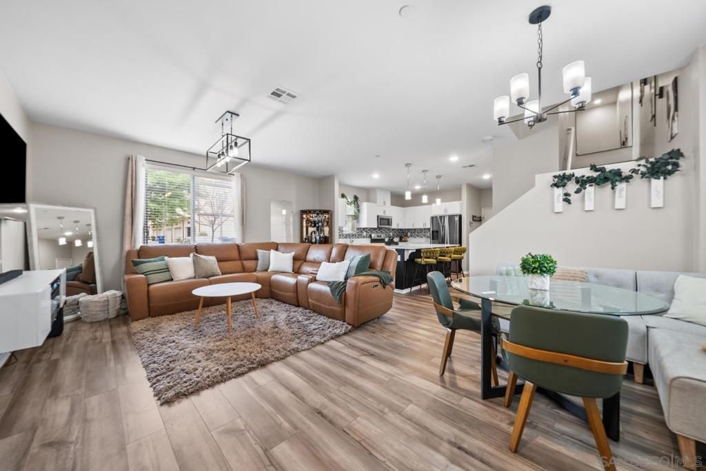 5223 Surfwalk 111, San Diego, CA 92154