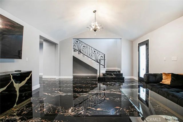 17800 Raymer Street, Sherwood Forest, CA 91325