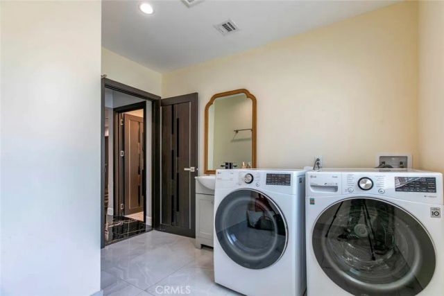 17800 Raymer Street, Sherwood Forest, CA 91325