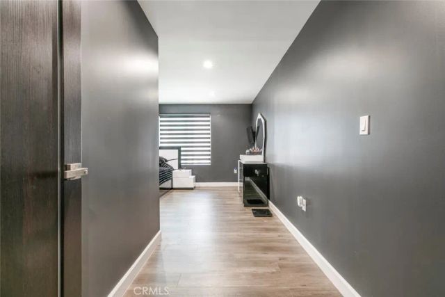 17800 Raymer Street, Sherwood Forest, CA 91325