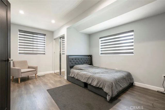 17800 Raymer Street, Sherwood Forest, CA 91325