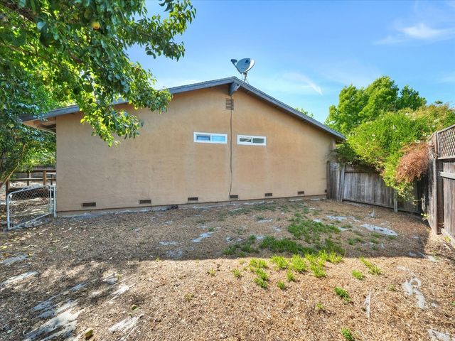 4068 Siskiyou Ave, Santa Rosa, CA 95405