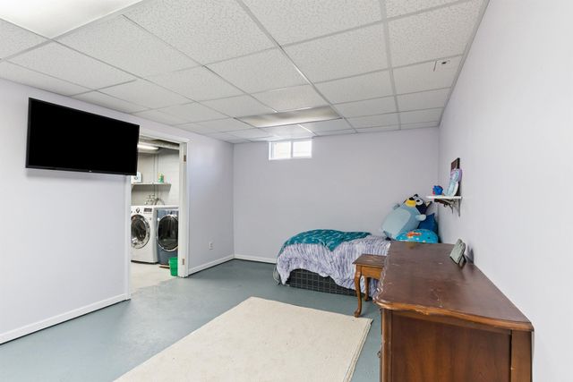 1433 Liberty Avenue, Waterloo, IA 50702