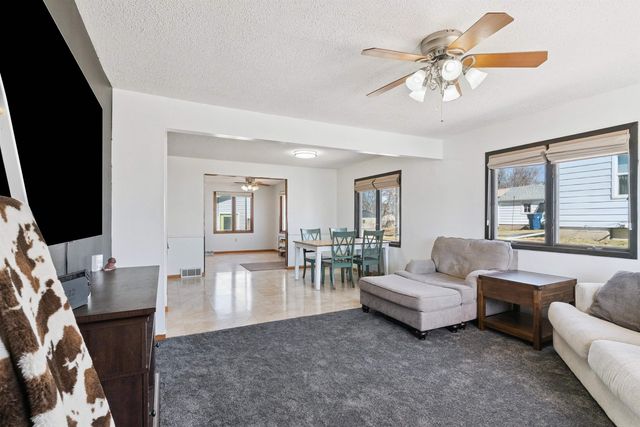 1433 Liberty Avenue, Waterloo, IA 50702