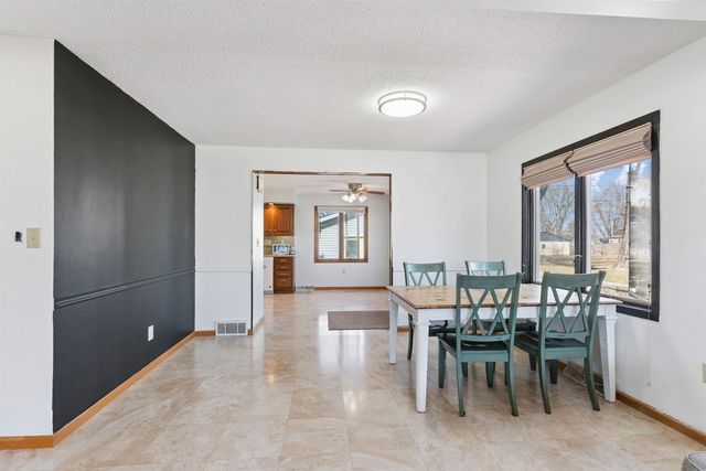 1433 Liberty Avenue, Waterloo, IA 50702