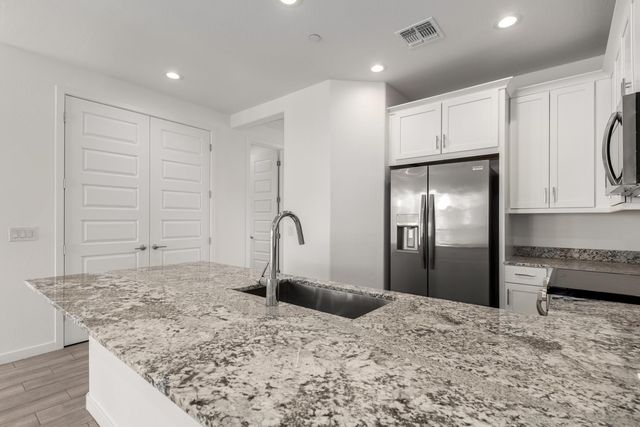 4054 E Amoroso Drive, Gilbert, AZ 85296