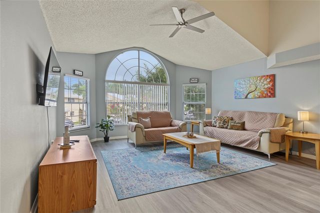 2751 N POINCIANA BOULEVARD 32, Kissimmee, FL 34746