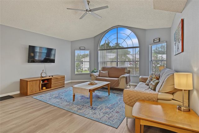 2751 N POINCIANA BOULEVARD 32, Kissimmee, FL 34746