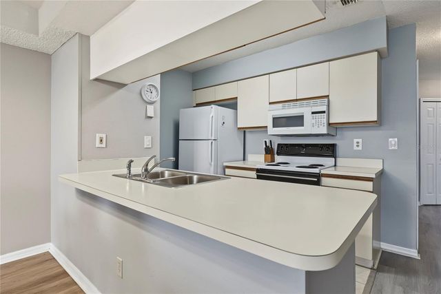 2751 N POINCIANA BOULEVARD 32, Kissimmee, FL 34746