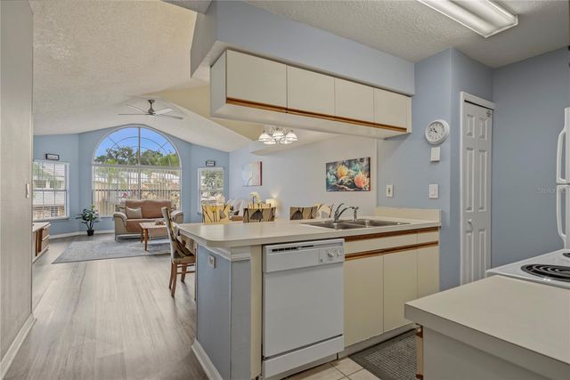 2751 N POINCIANA BOULEVARD 32, Kissimmee, FL 34746