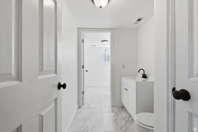 9433 S NEWKIRK ST, South Jordan, UT 84009