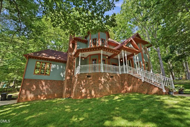 4900 Kundinger Court, Raleigh, NC 27606