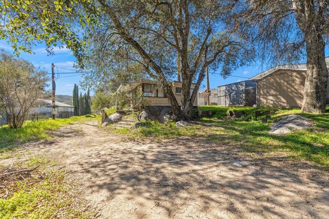 18565 Keyes Drive, Banning, CA 92220