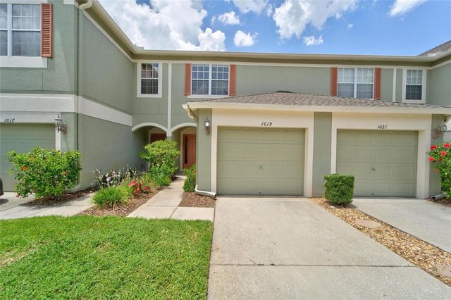 1019 VISTA CAY COURT, Brandon, FL 33511