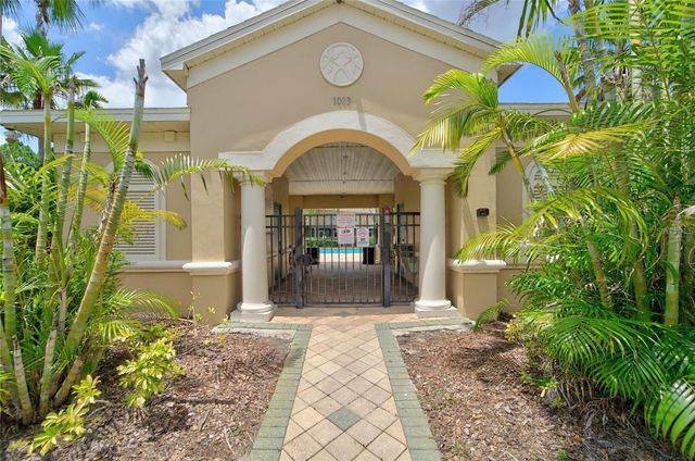1019 VISTA CAY COURT, Brandon, FL 33511