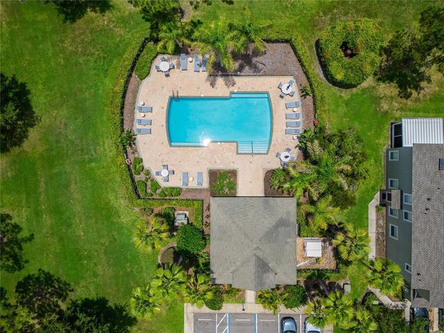 1019 VISTA CAY COURT, Brandon, FL 33511