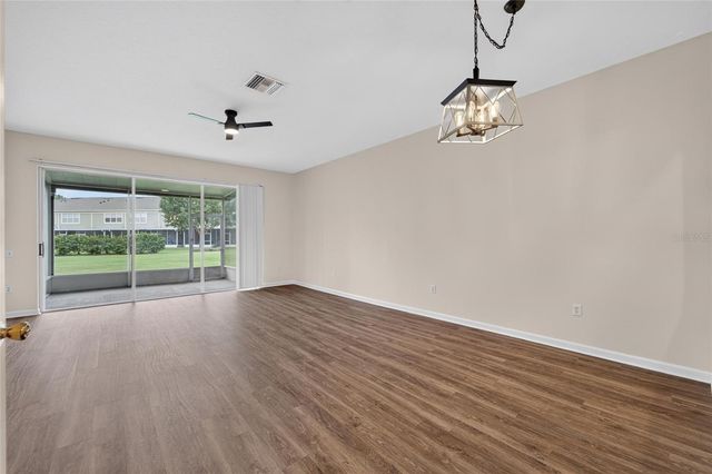1019 VISTA CAY COURT, Brandon, FL 33511