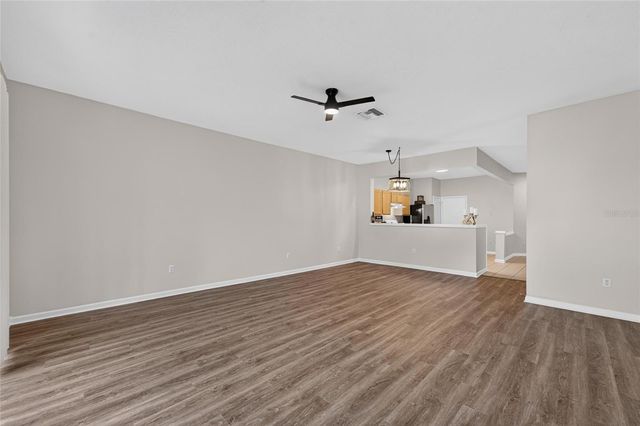 1019 VISTA CAY COURT, Brandon, FL 33511