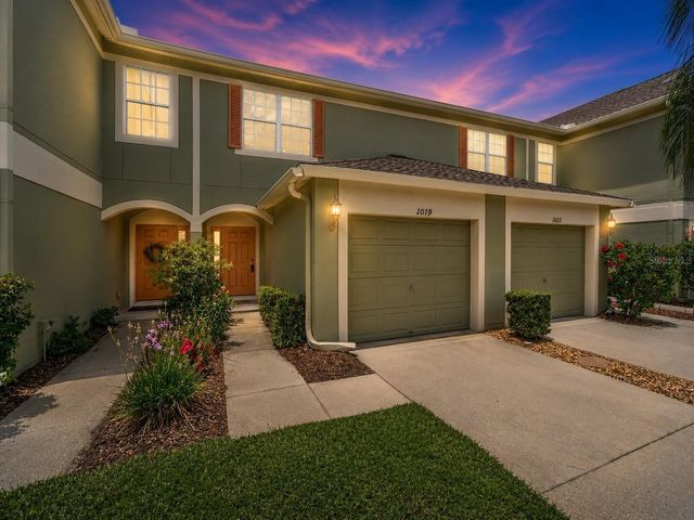 1019 VISTA CAY COURT, Brandon, FL 33511